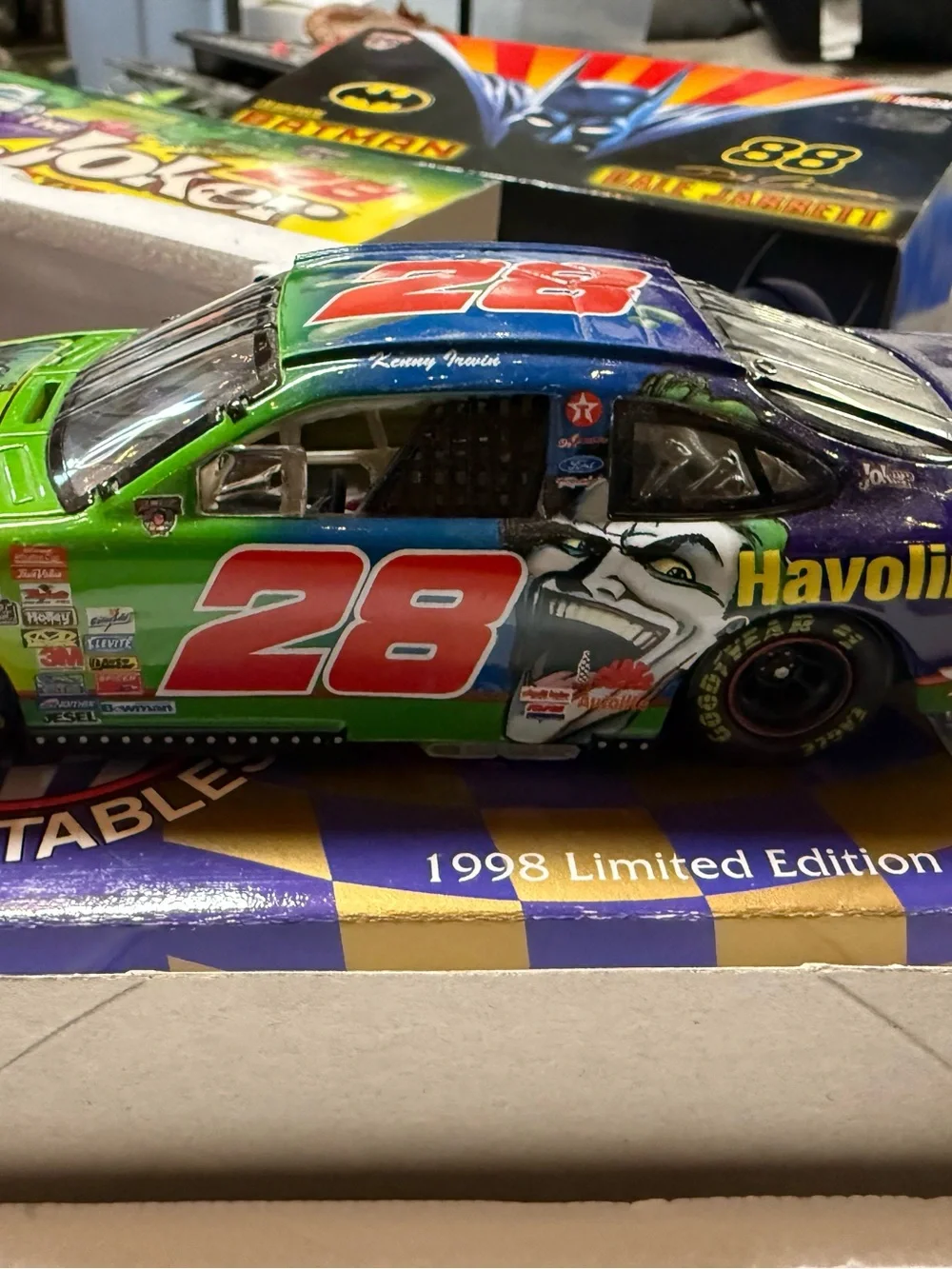 1:32 scale NASCAR set; Batman & Joker - Picture 7 of 9